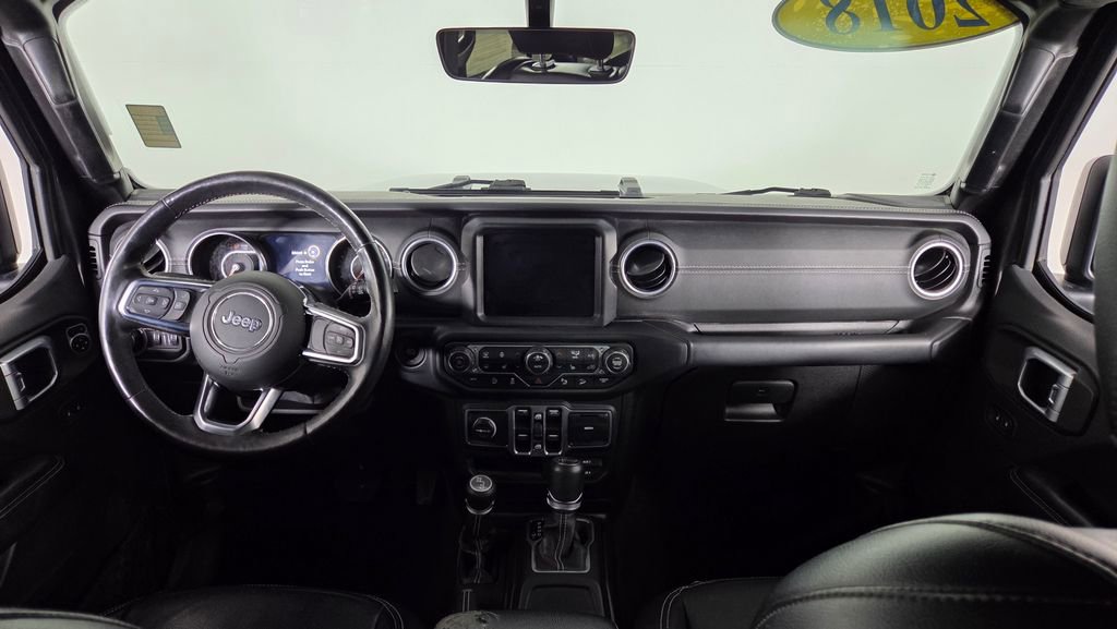 Used 2018 Jeep Wrangler Unlimited Sahara AWD/4WD image 38