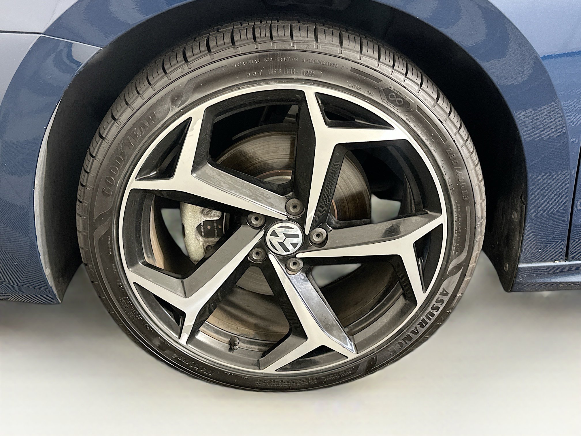 Used 2020 Volkswagen Passat 2.0T R-Line FWD image 11