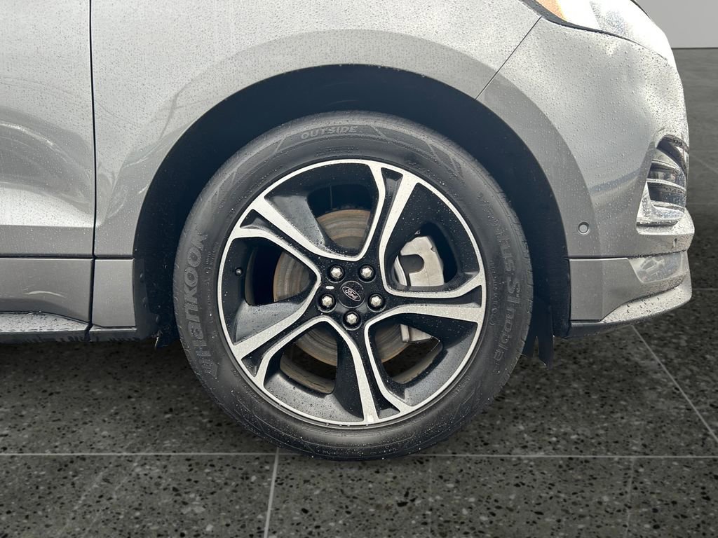 Used 2023 Ford Edge ST w/ Equipment Group 401A AWD/4WD image 9