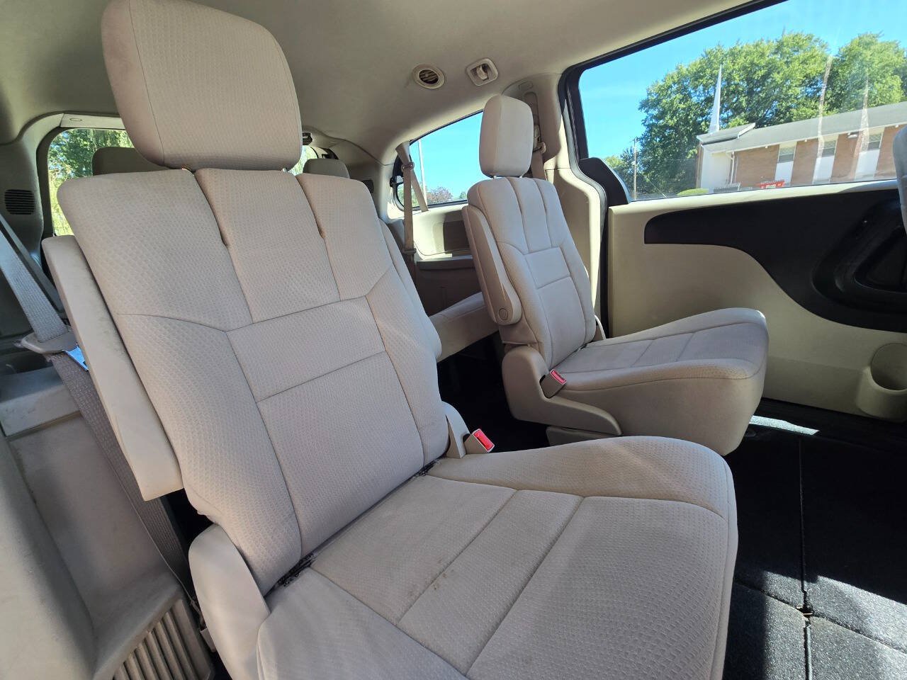 Used 2011 Dodge Grand Caravan Mainstreet w/ PWR Convenience Group FWD image 28