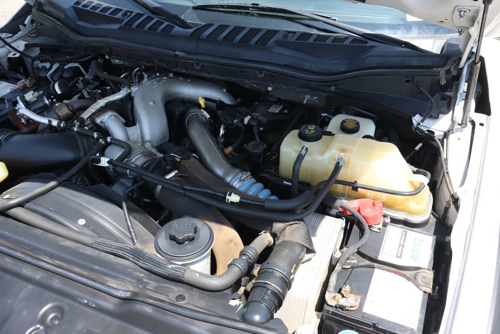 Used 2020 Ford F550 4x4 Crew Cab Super Duty image 13
