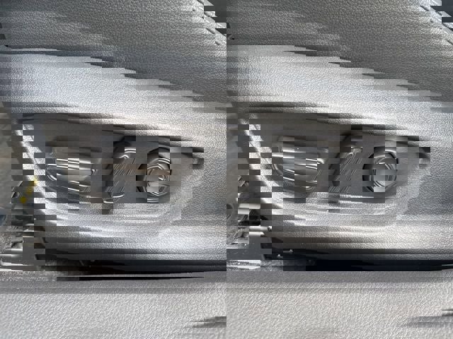 Used 2026 Toyota Camry SE w/ Convenience Package image 21