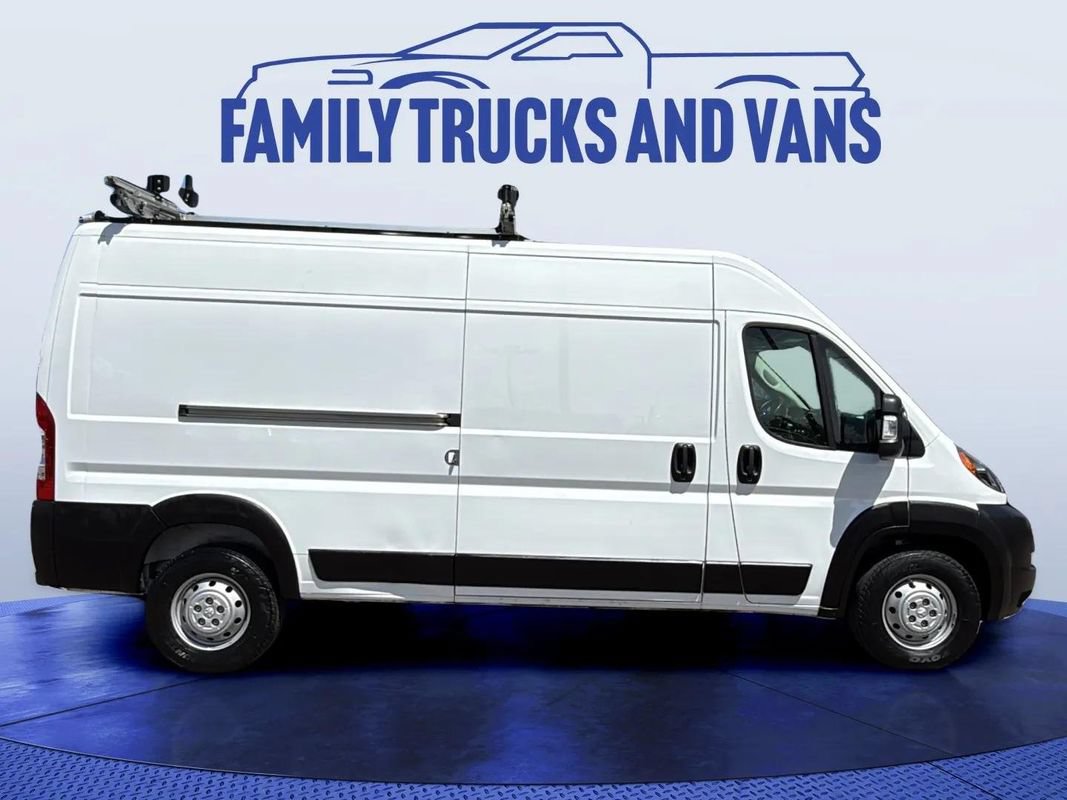 Used 2019 RAM ProMaster 2500 w/ Premium Appearance Group FWD image 6
