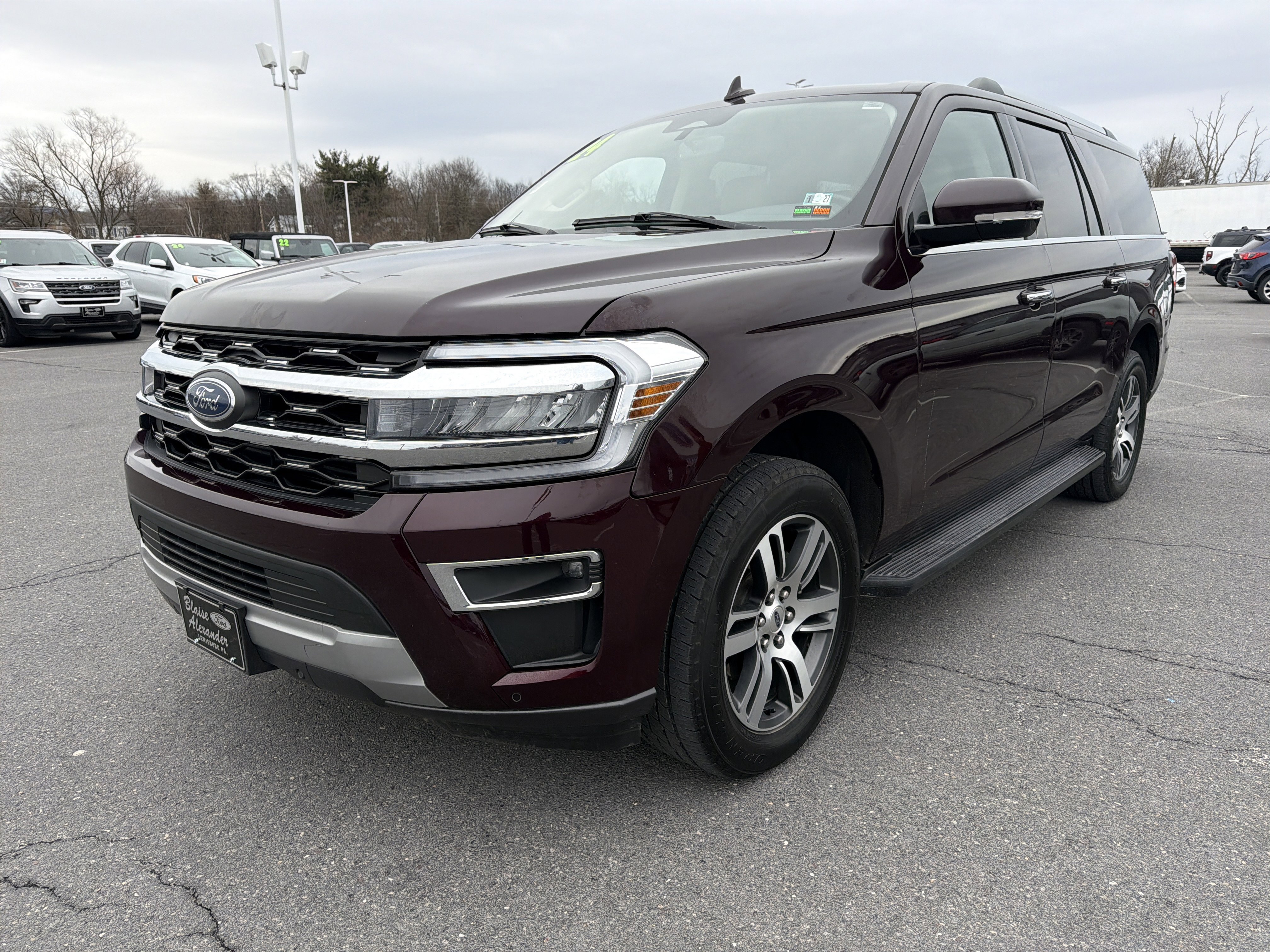 Used 2024 Ford Expedition Max Limited image 8