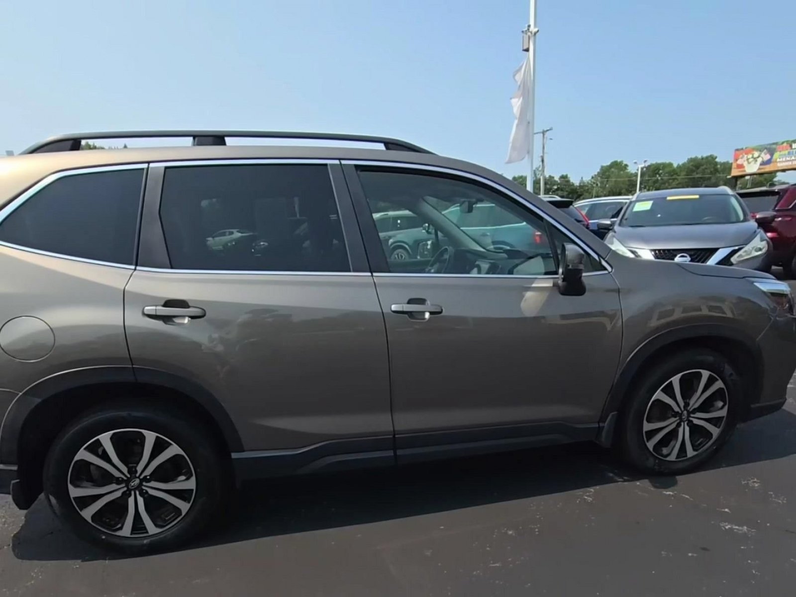 Used 2020 Subaru Forester Limited w/ Popular Package #3 AWD/4WD image 3