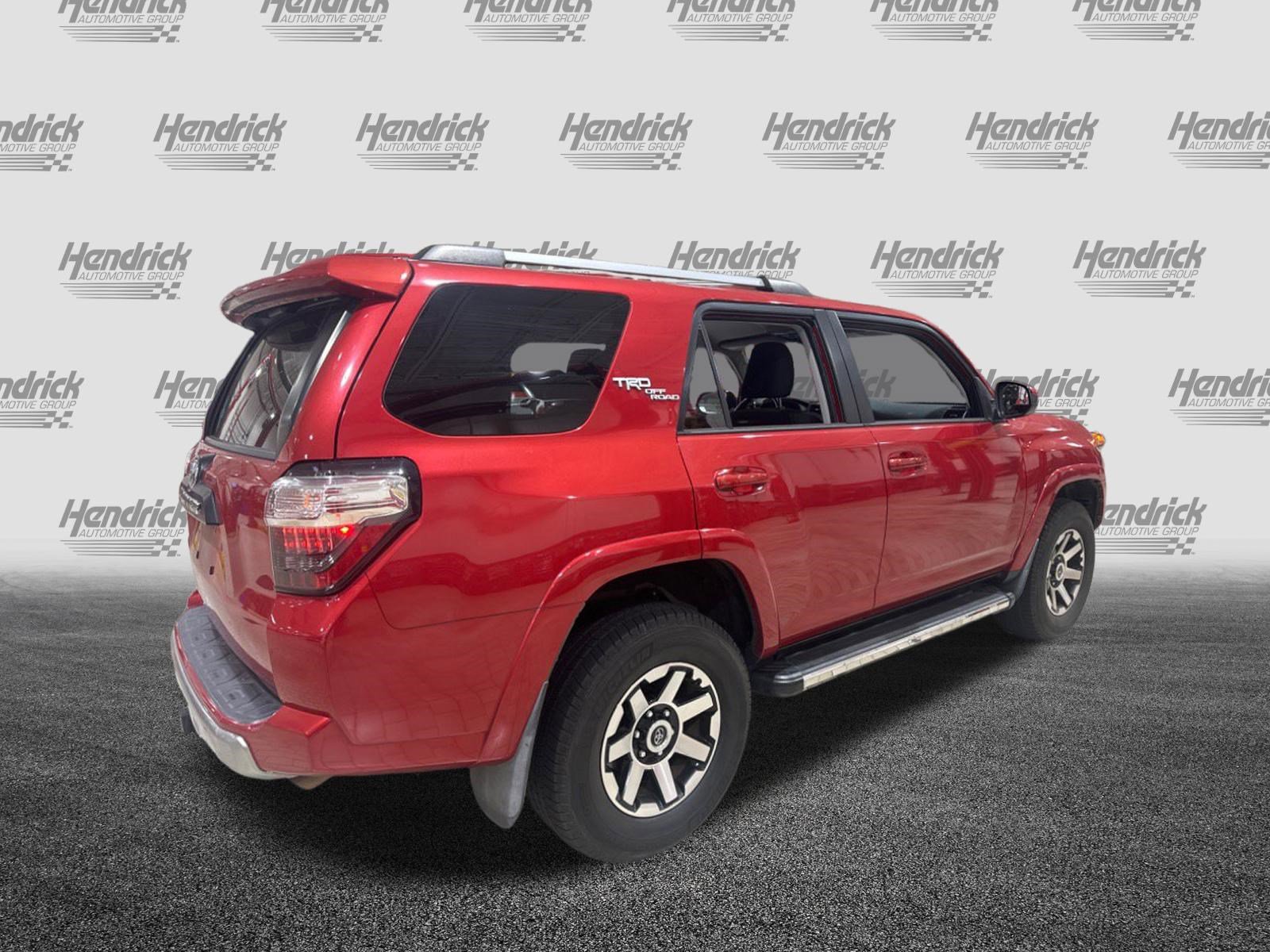 Used 2018 Toyota 4Runner TRD Off-Road AWD/4WD image 6