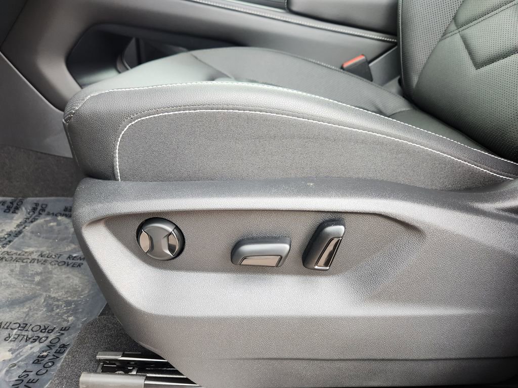 New 2026 Volkswagen Atlas SE image 14