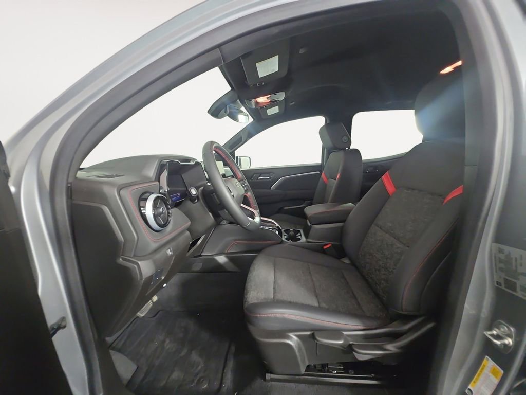 Certified 2024 Chevrolet Colorado Z71 w/ Advanced Trailering Package image 9