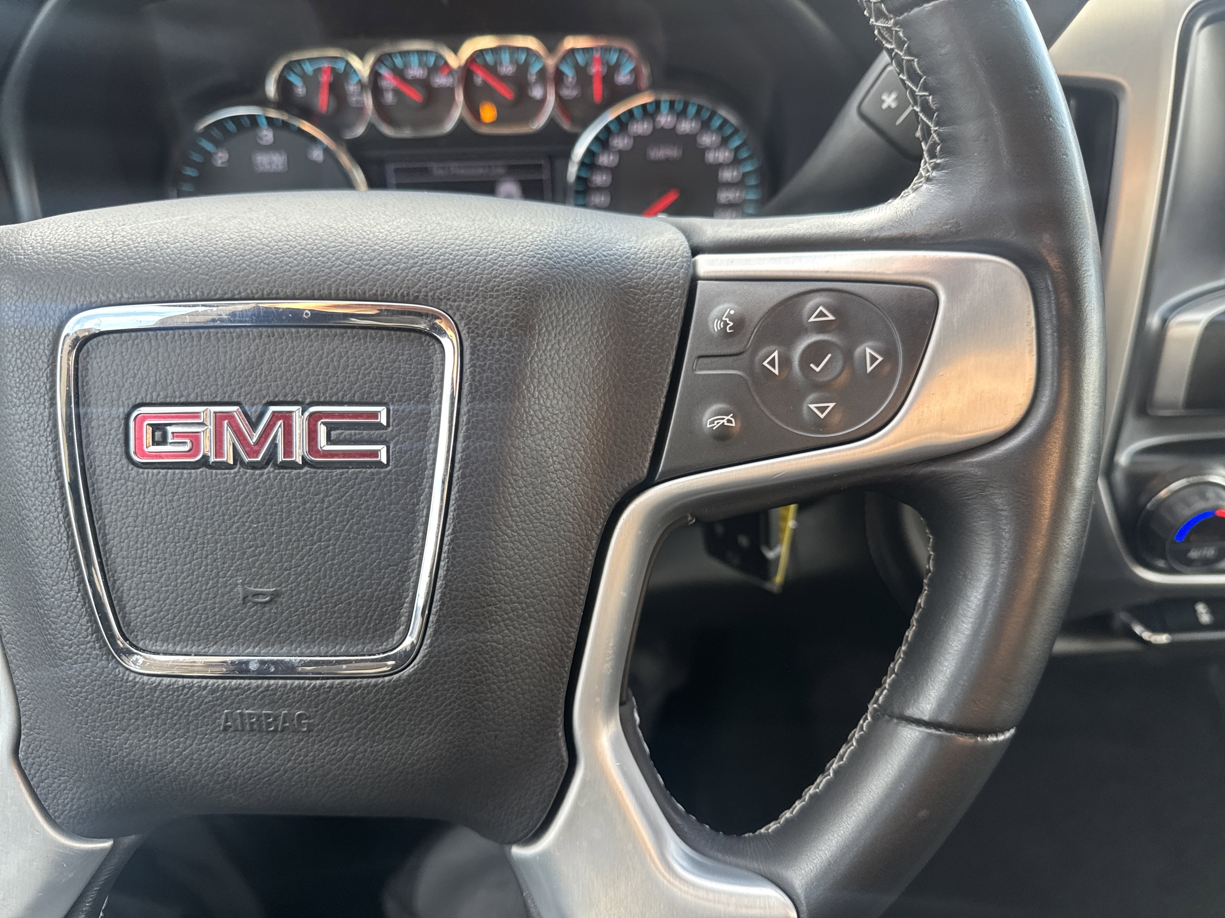 Used 2017 GMC Sierra 1500 SLE w/ SLE Value Package image 19