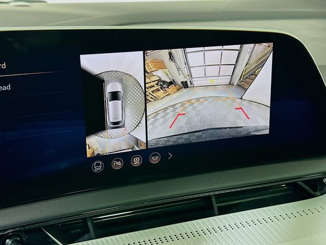 New 2026 Cadillac Optiq Luxury 1 RWD image 10