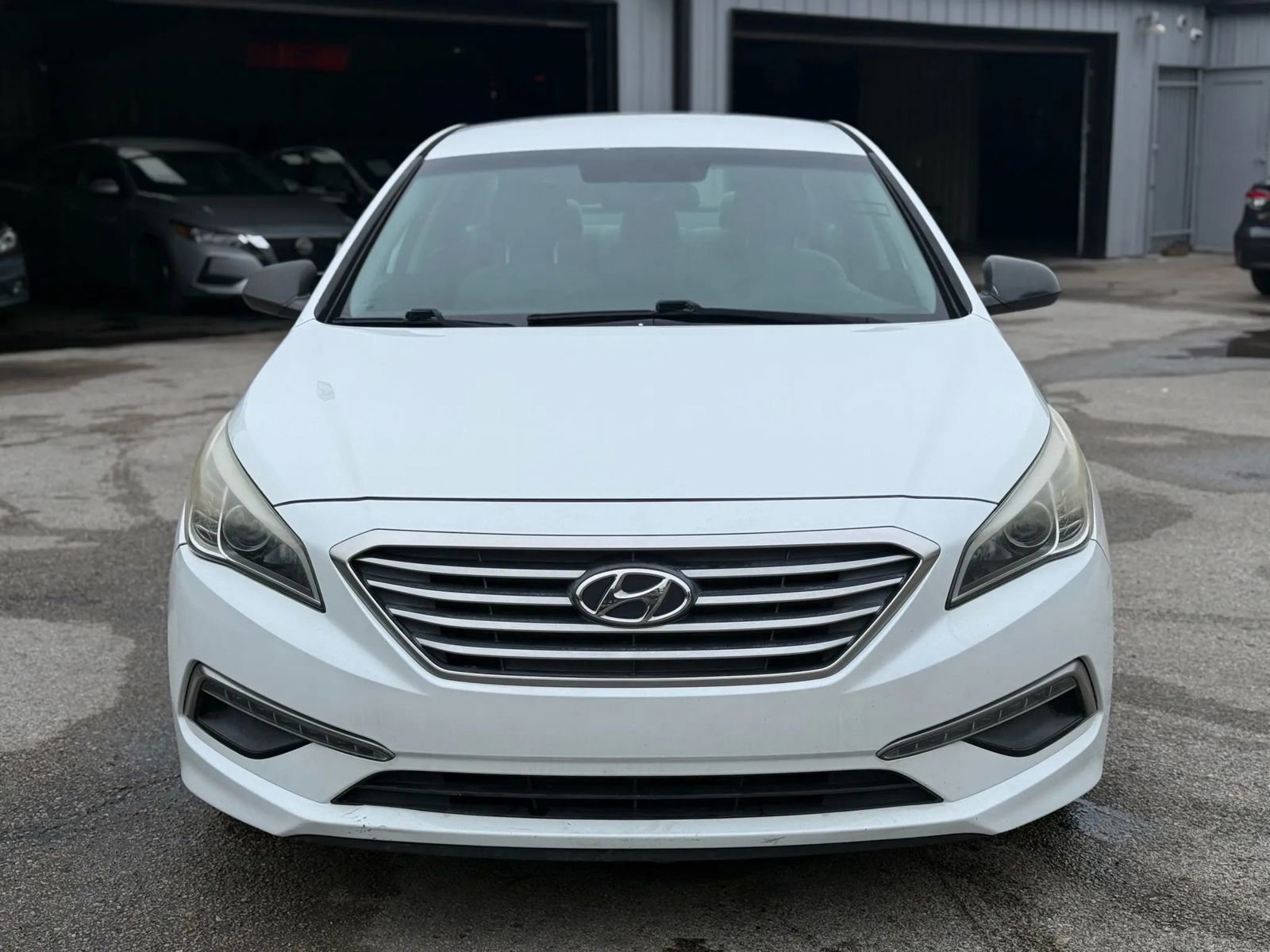 Used 2015 Hyundai Sonata SE w/ Option Group 09 image 2