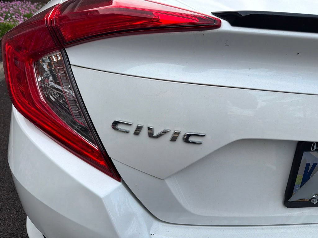 Used 2021 Honda Civic Sport image 9
