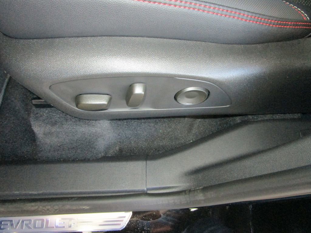 New 2026 Chevrolet Traverse RS w/ LPO, Floor Liner Package image 20