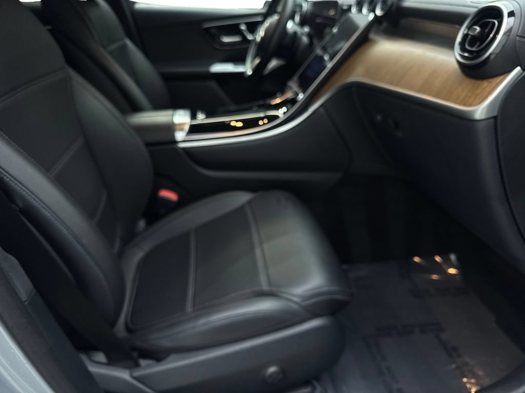 Used 2023 Mercedes-Benz GLC 300 4MATIC image 43