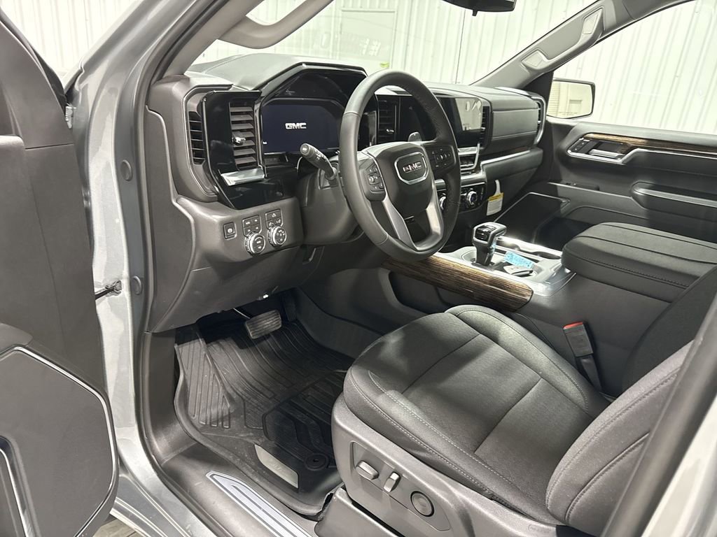 New 2026 GMC Sierra 1500 Elevation image 10