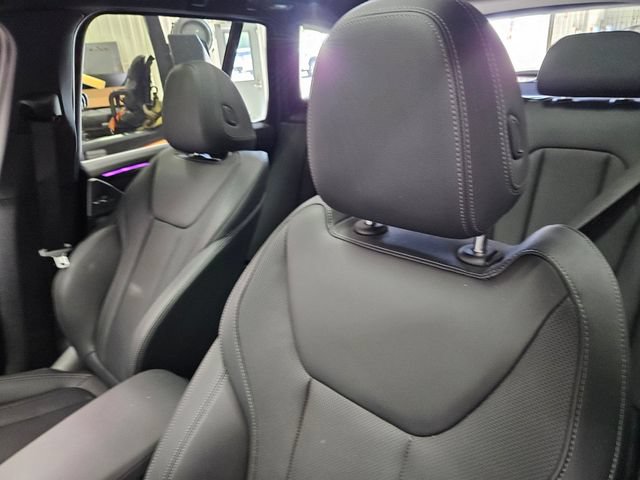 Used 2024 BMW X3 xDrive30i AWD/4WD image 6