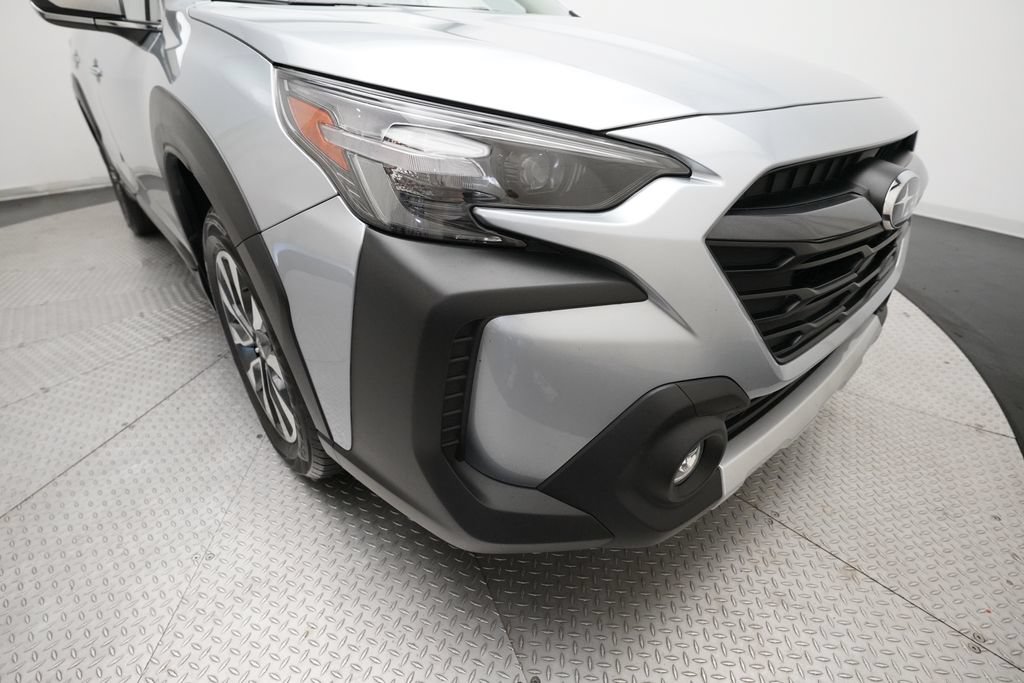 Certified 2025 Subaru Outback Touring AWD/4WD image 24