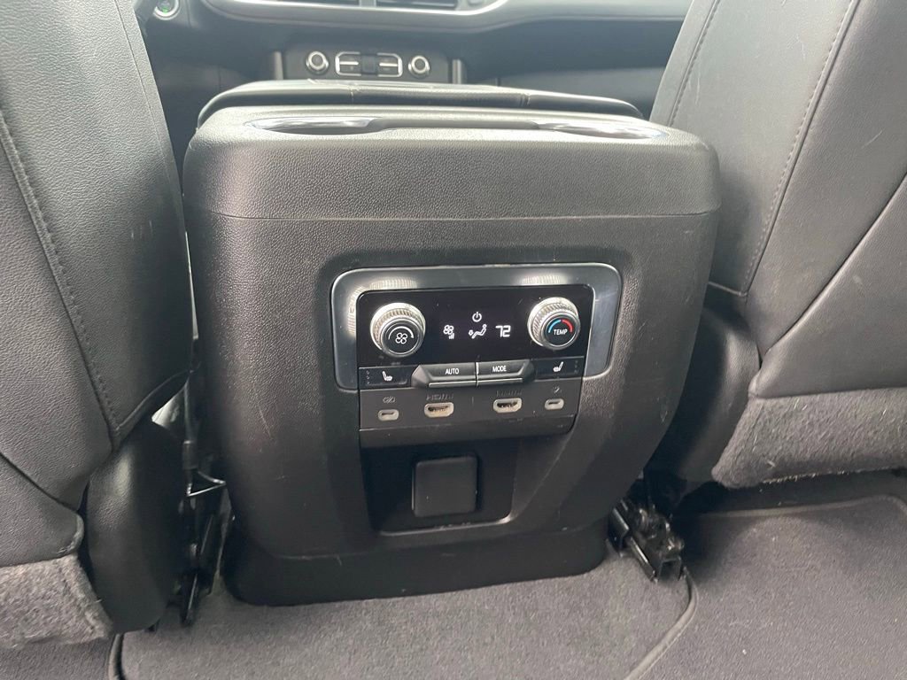 Used 2024 GMC Yukon XL AT4 w/ AT4 Premium Package image 25