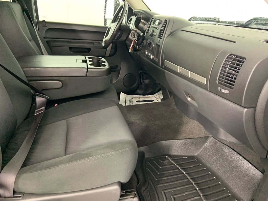 Used 2013 GMC Sierra 2500 SLE w/ SLE Preferred Package image 15