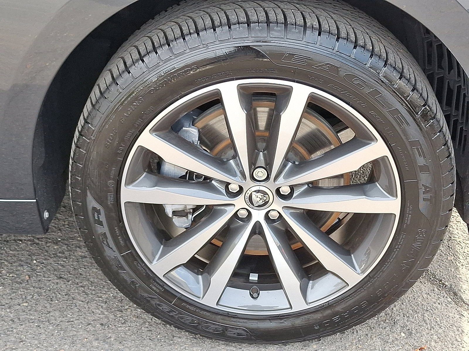 Used 2026 Jaguar F-PACE R-Dynamic S image 13