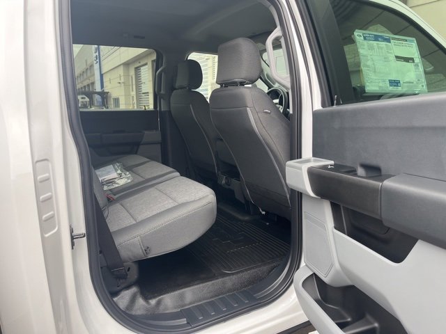 New 2026 Ford F550 4x4 Crew Cab image 18