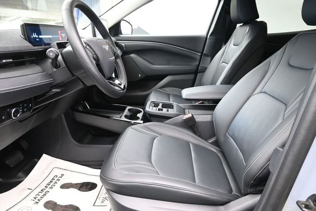 Certified 2025 Ford Mustang Mach-E Premium AWD/4WD image 9