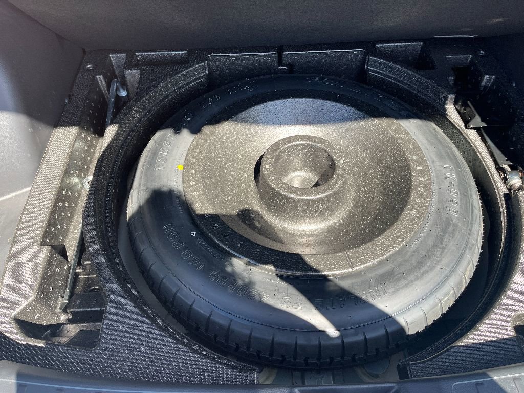 Used 2024 Mitsubishi Eclipse Cross LE image 12