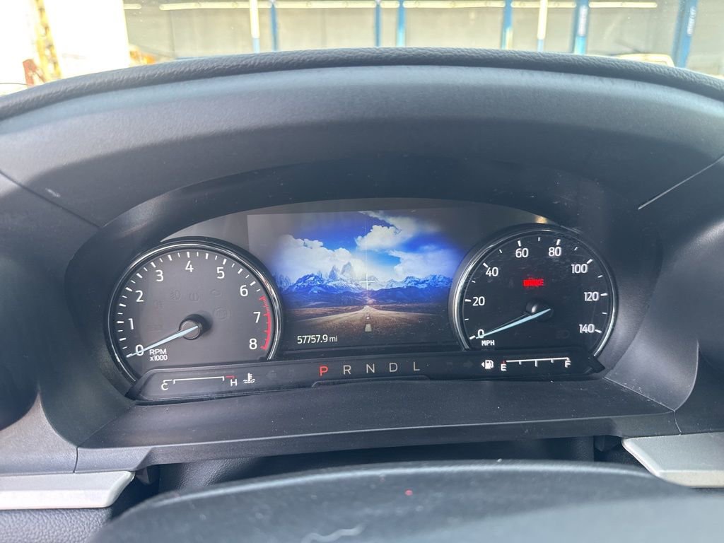 Certified 2022 Ford Explorer XLT w/ Equipment Group 202A image 10