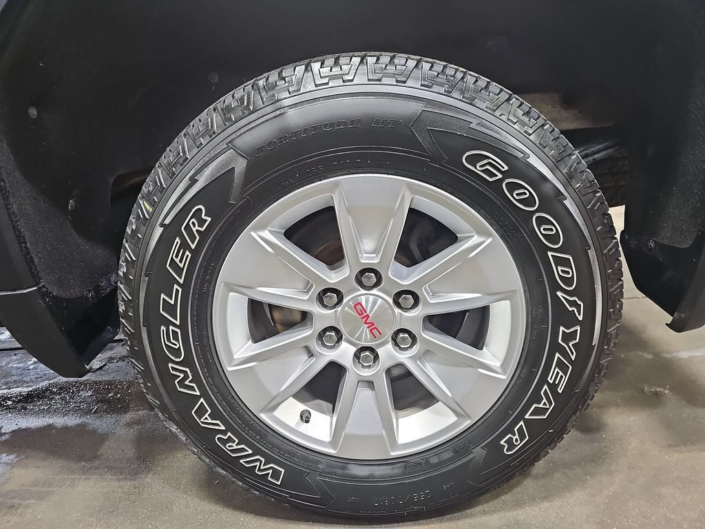 Certified 2019 GMC Sierra 1500 SLE w/ SLE Convenience Package AWD/4WD image 38