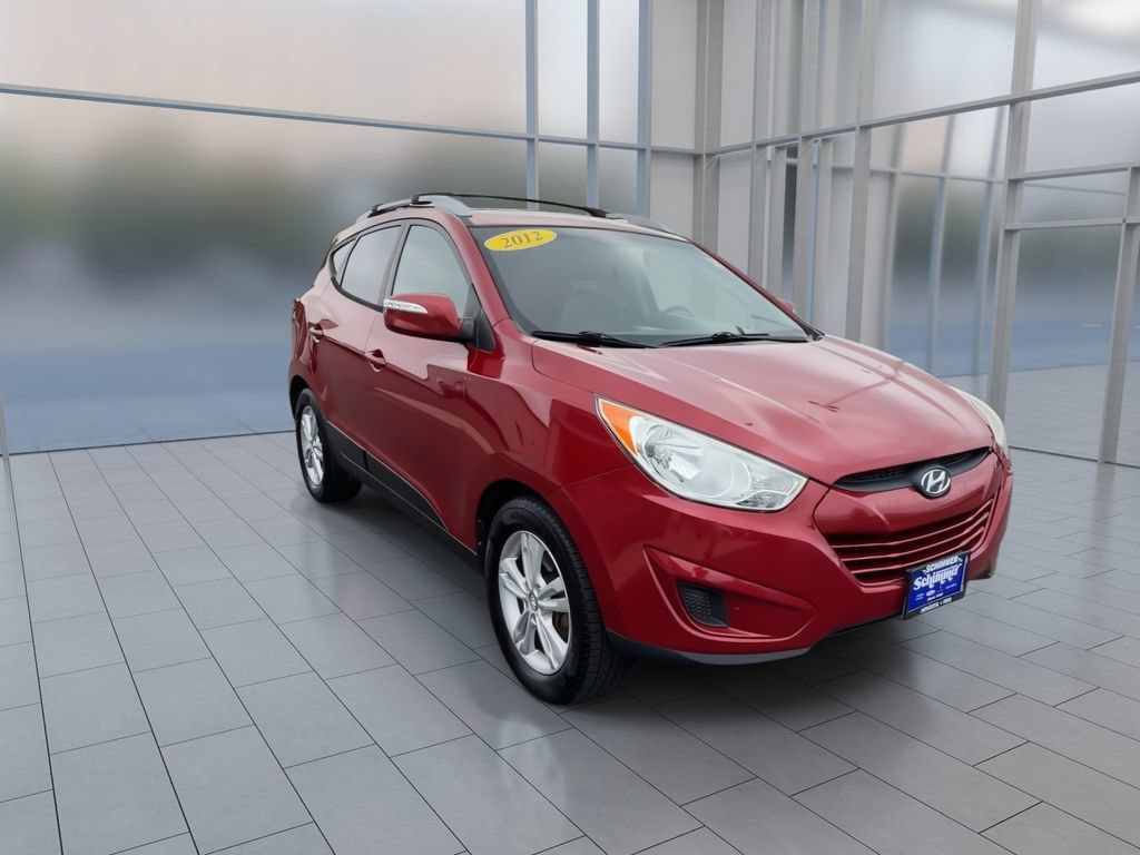 Used 2012 Hyundai Tucson GLS FWD image 2