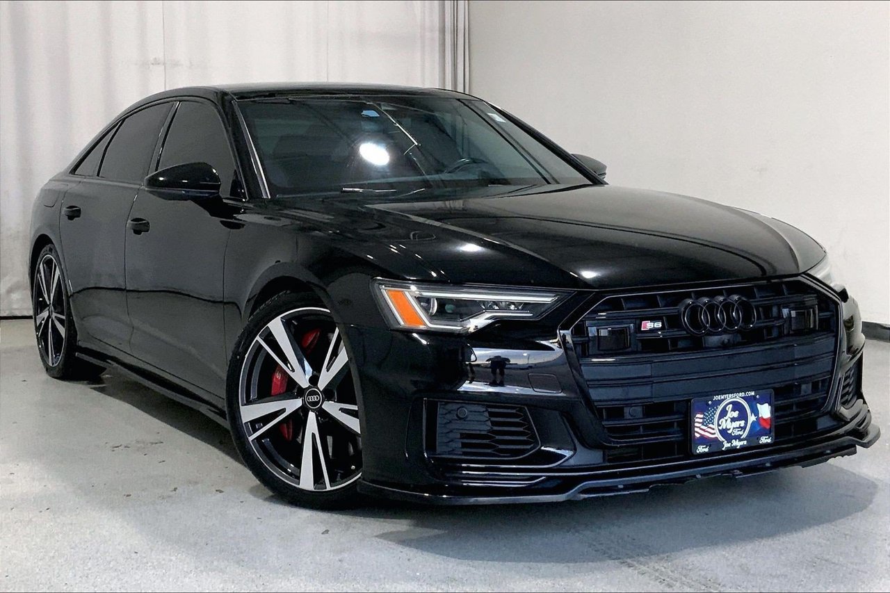 Used 2022 Audi S6 Premium Plus w/ S Sport Package AWD/4WD image 34