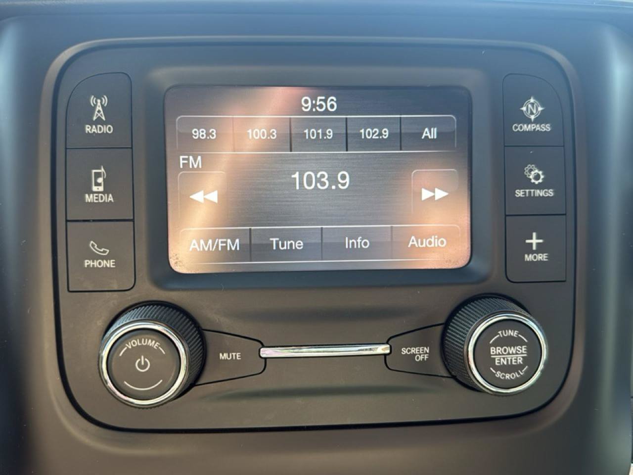Used 2021 RAM 1500 Big Horn RWD image 30