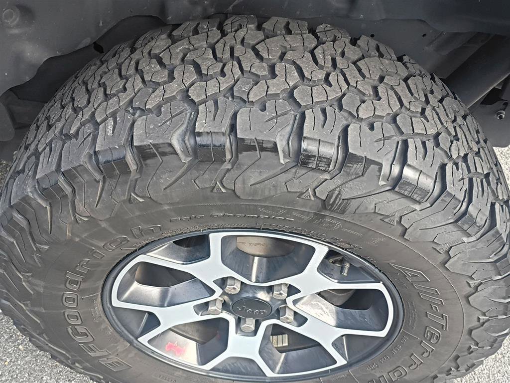 Certified 2023 Jeep Wrangler Unlimited Rubicon w/ Steel Bumper Group image 7