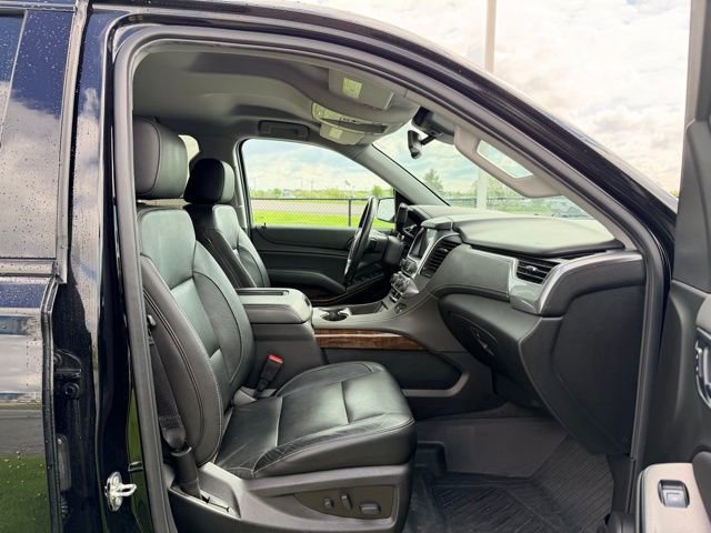 Used 2020 Chevrolet Tahoe LT w/ RST Edition AWD/4WD image 10