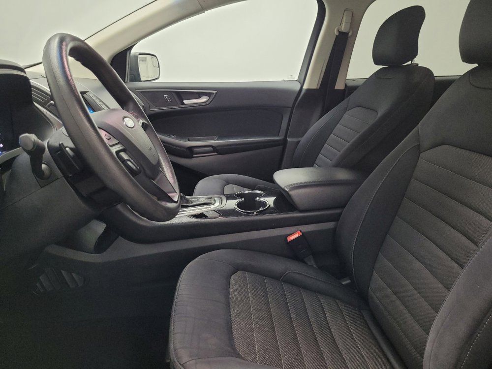 Used 2016 Ford Edge SE FWD image 17