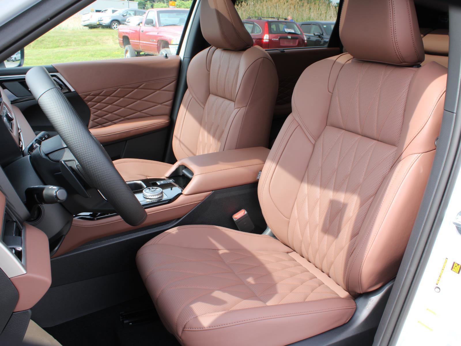 New 2025 Mitsubishi Outlander SEL image 18