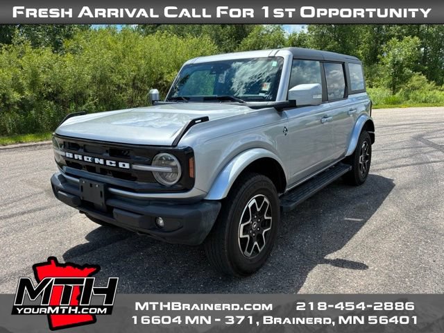Used 2023 Ford Bronco Outer Banks AWD/4WD image 4
