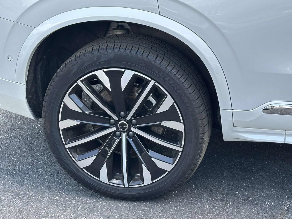 Certified 2026 Volvo XC90 B6 Ultra w/ Protection Package AWD/4WD image 6