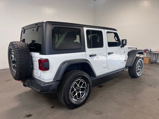 Used 2024 Jeep Wrangler Unlimited Rubicon image 3