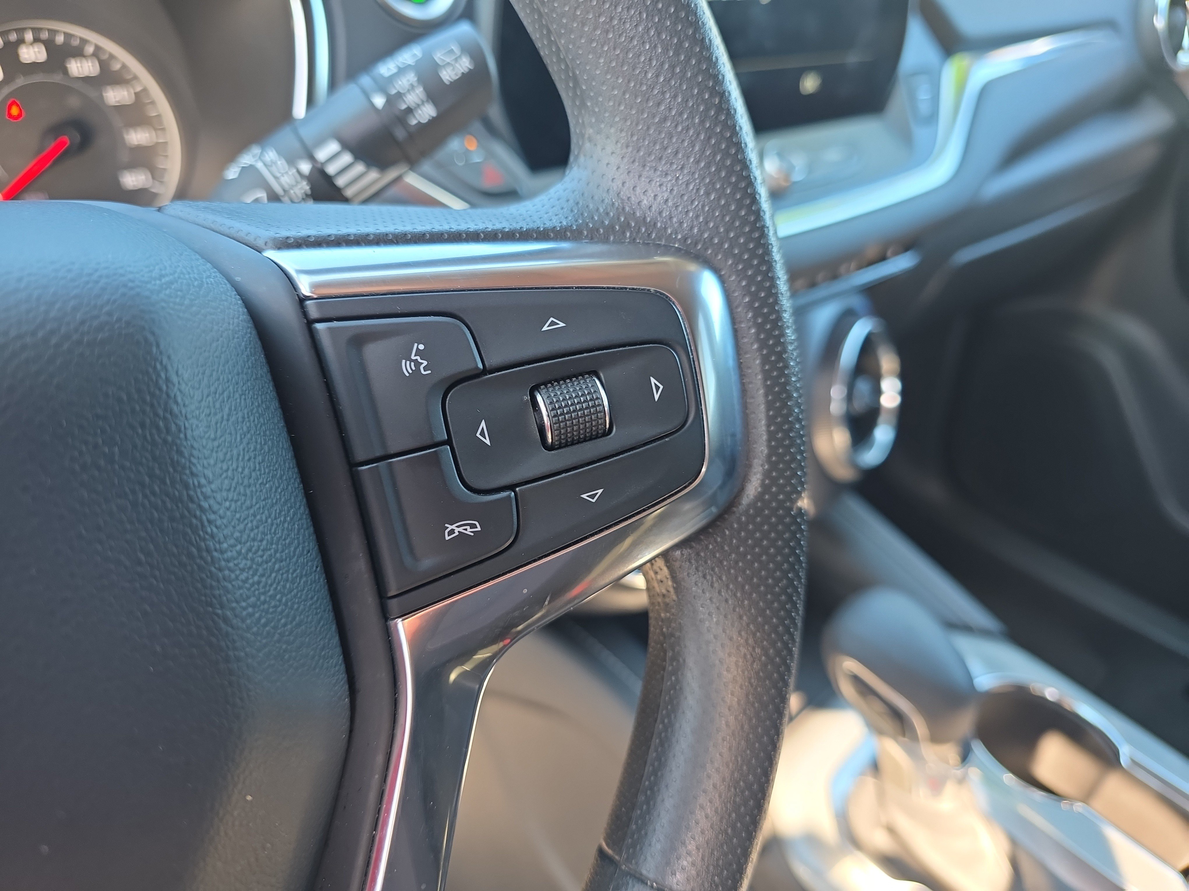 Used 2025 Chevrolet Blazer LT AWD/4WD image 20