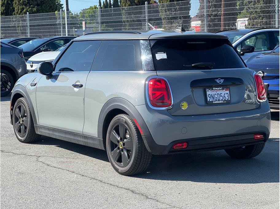 Used 2022 MINI Cooper SE FWD image 6