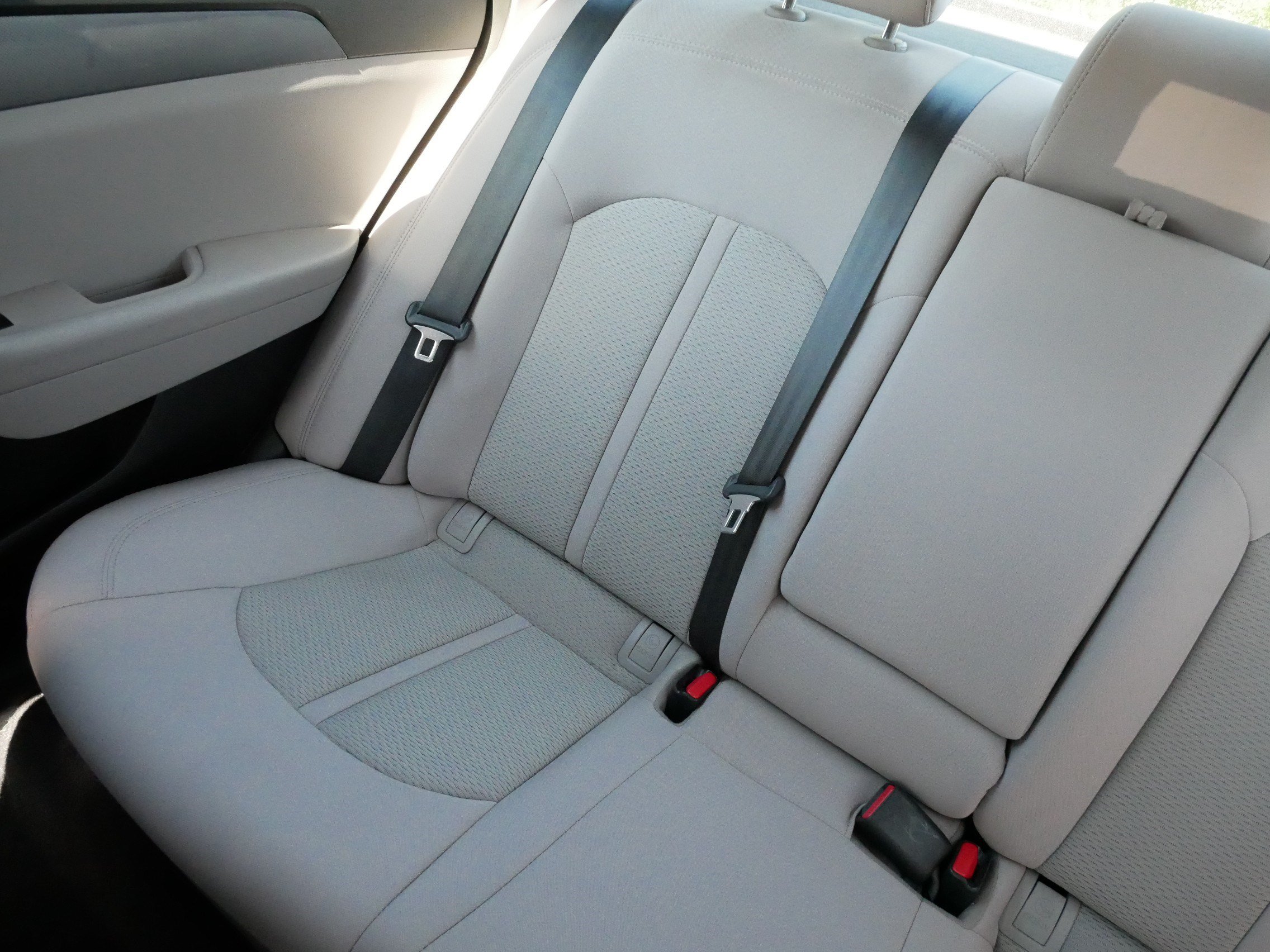Used 2016 Hyundai Sonata SE FWD image 12