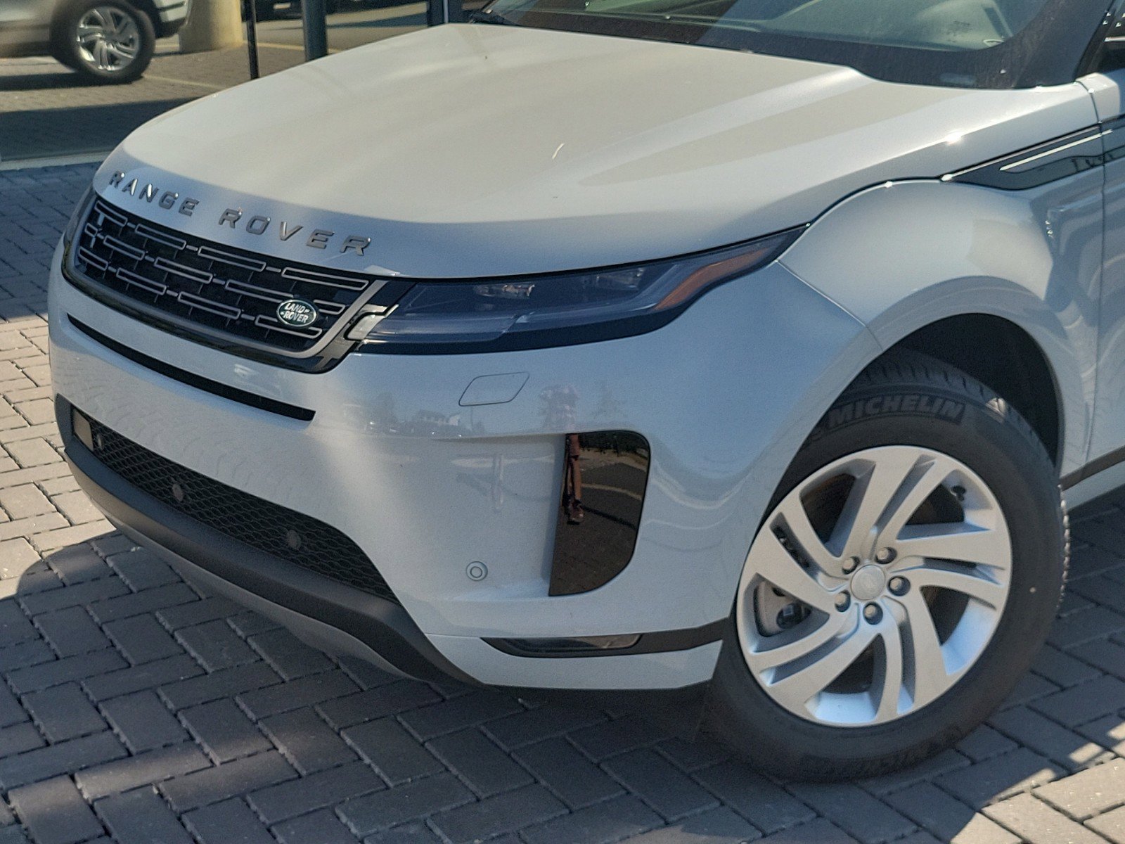 Certified 2025 Land Rover Range Rover Evoque S AWD/4WD image 11