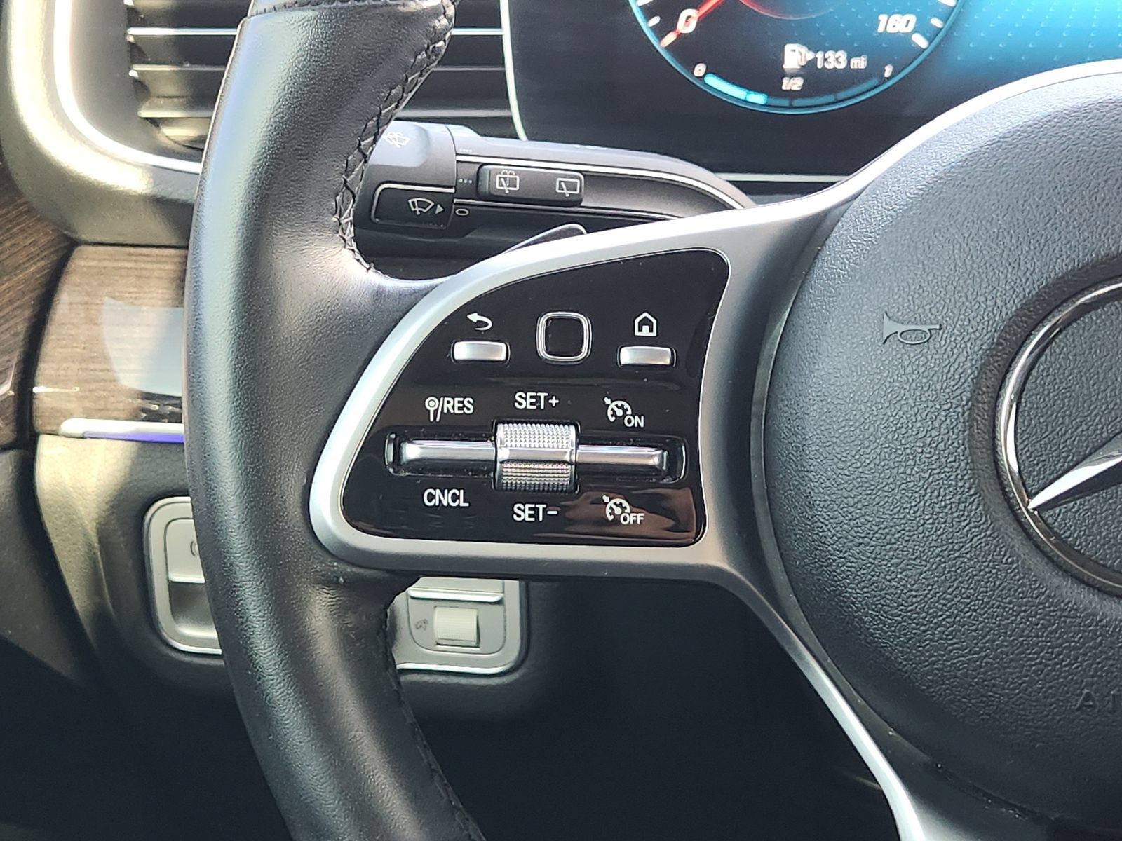 Used 2022 Mercedes-Benz GLE 350 image 31