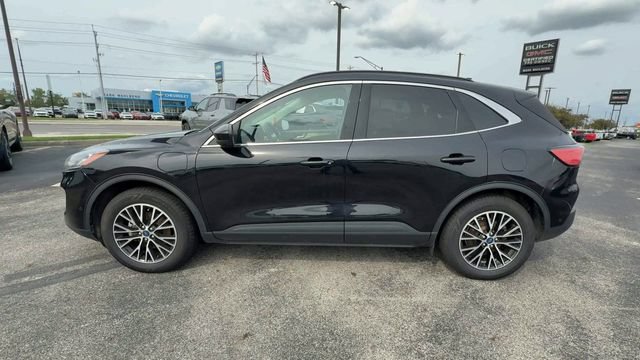Used 2022 Ford Escape Titanium w/ Titanium Premium Package FWD image 5