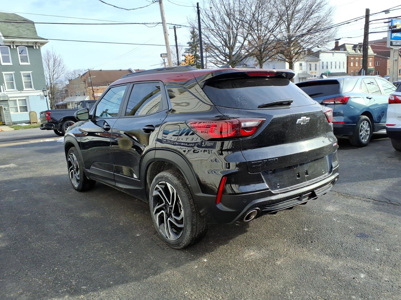 Certified 2025 Chevrolet TrailBlazer RS w/ Convenience Package image 5
