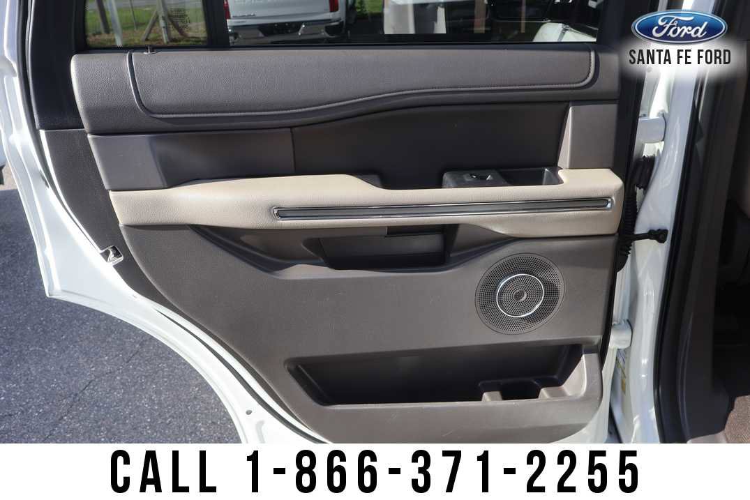 Used 2021 Ford Expedition XLT RWD image 15