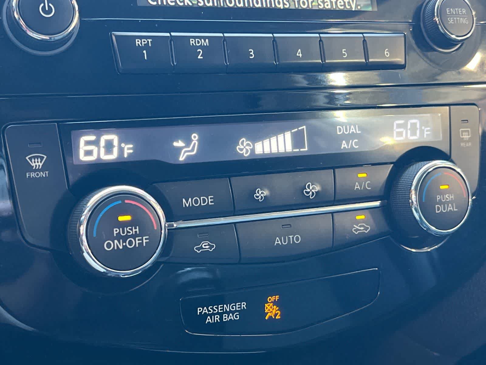 Used 2017 Nissan Rogue SV FWD image 20