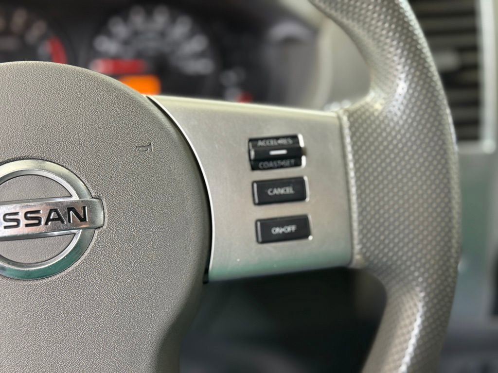 Used 2021 Nissan Frontier SV w/ SV Utility Package image 5