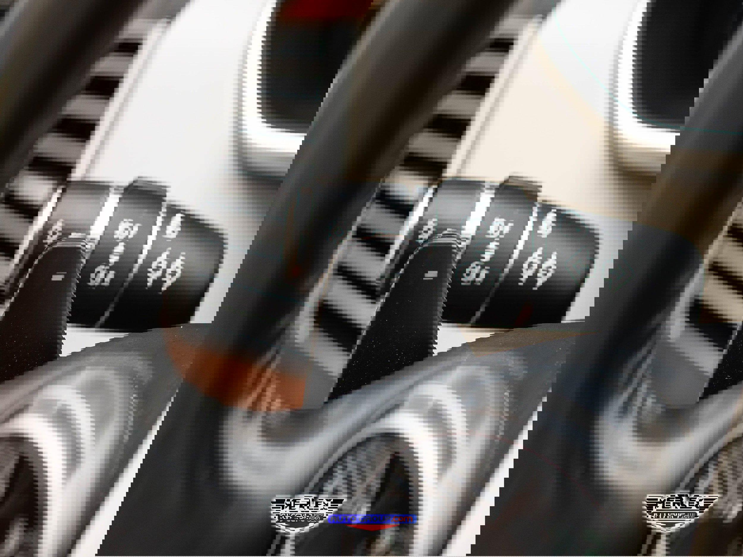 Used 2018 Land Rover Range Rover Supercharged image 29